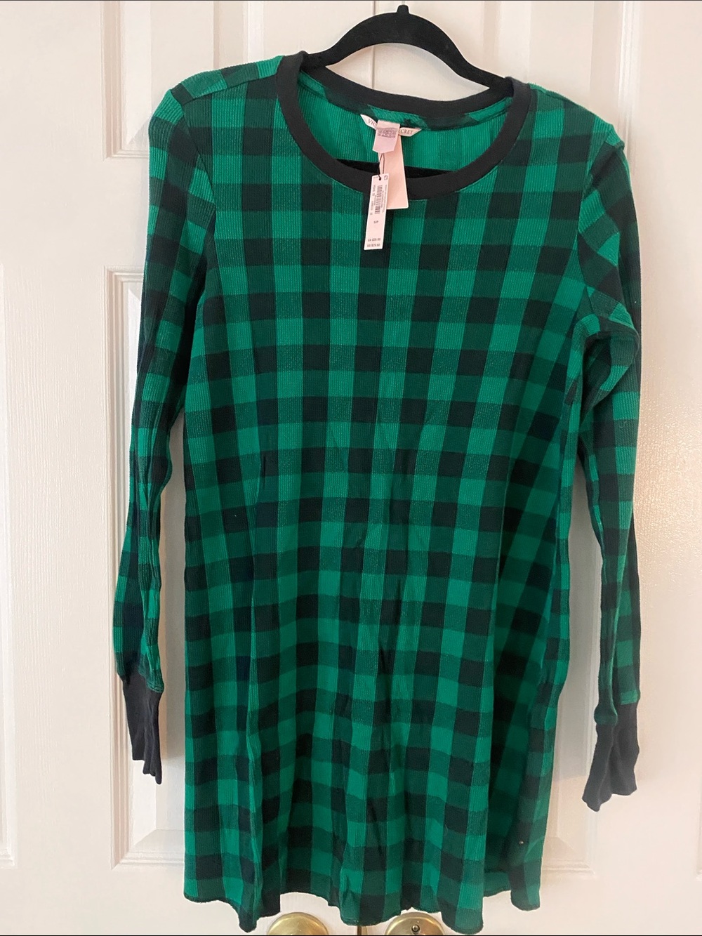 Victoria's Secret Green and Black Buffalo Plaid Women’s Nightgown